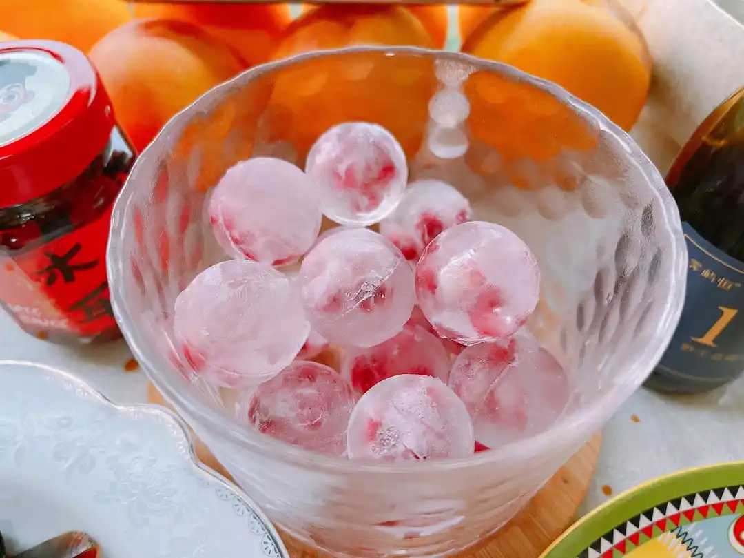 ?智能包裝新紀(jì)元：全自動(dòng)杯裝冰球生產(chǎn)線，賦能飲料企業(yè)高效量產(chǎn)