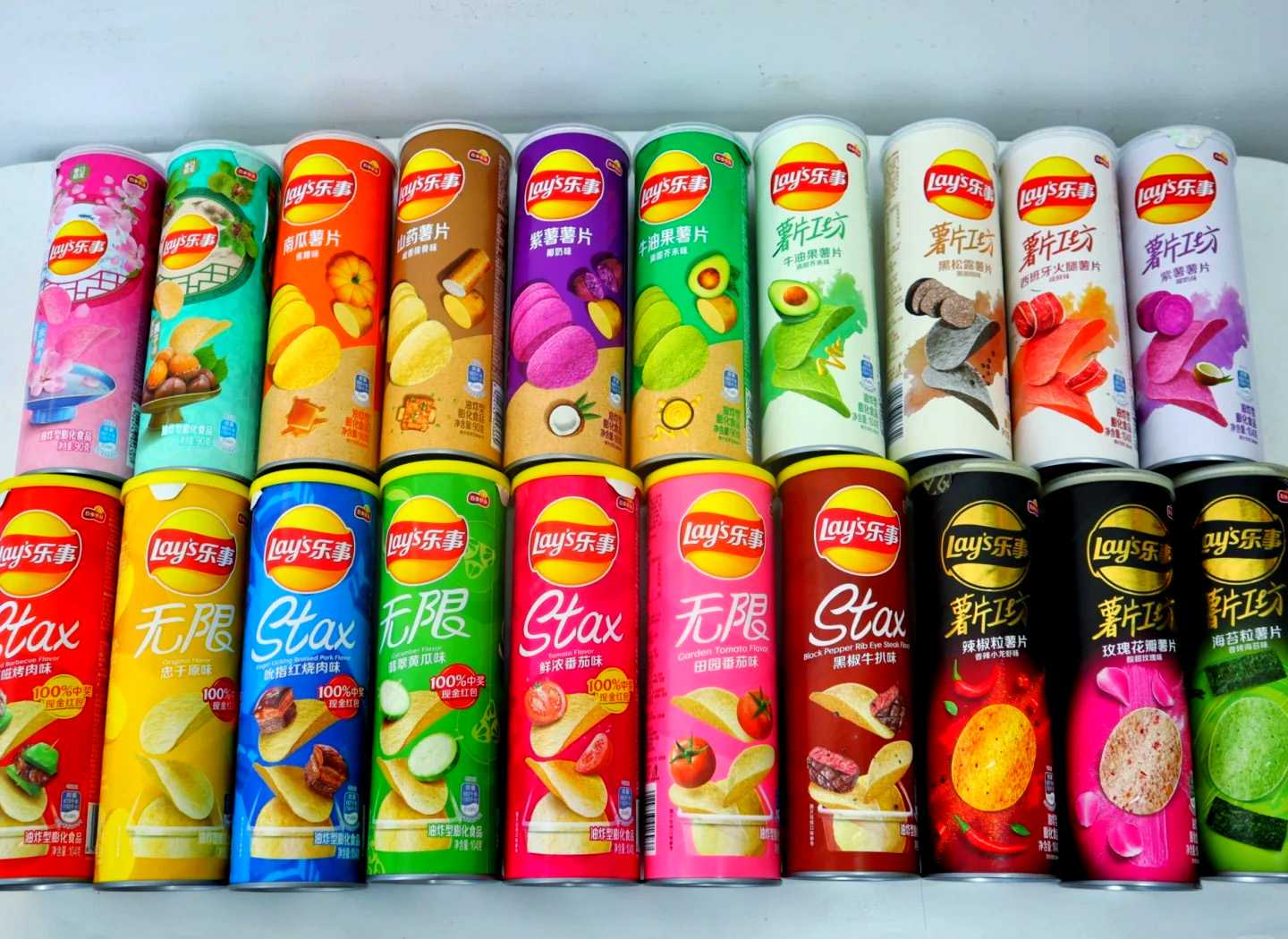 智能包裝新紀(jì)元——新一代膨化食品全自動(dòng)包裝設(shè)備解決方案