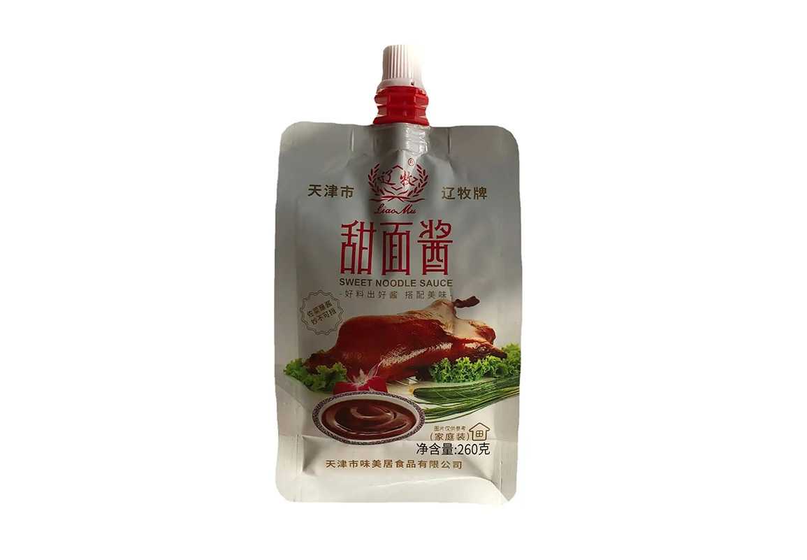 甜面醬包裝革新者 —— 全自動自立吸嘴袋灌裝旋蓋機(jī)，高效賦能食品工廠量產(chǎn)