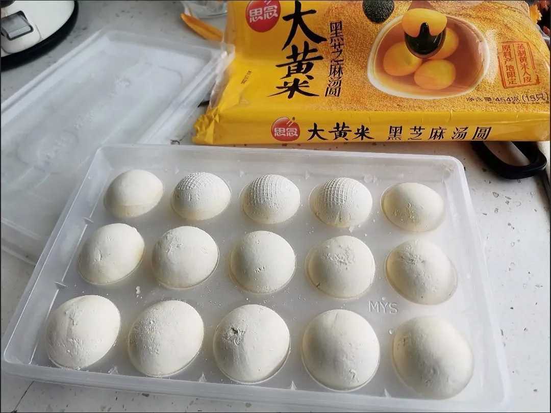 智凍未來，包攬高效：呂工機(jī)械開啟速凍食品包裝新紀(jì)元